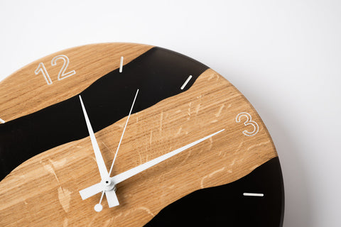 Costa Wall Clock, Oak - Transparent Black Resin-ReinWood